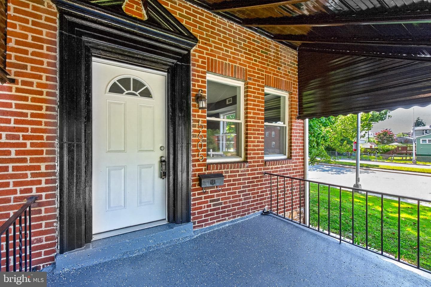 5605 Highgate Drive photo 4