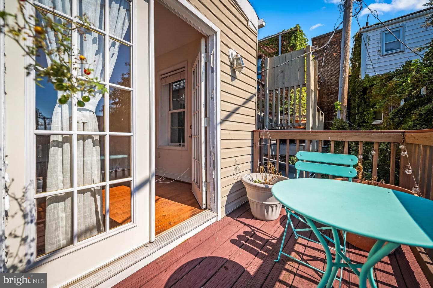 2231 Gough Street photo 18