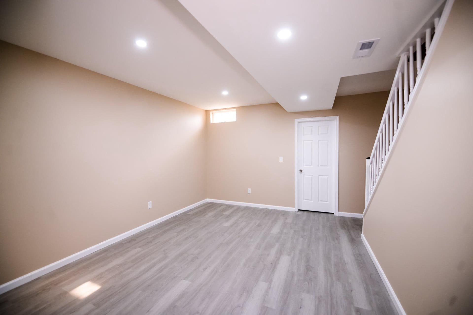 1608 Dundalk Avenue photo 27