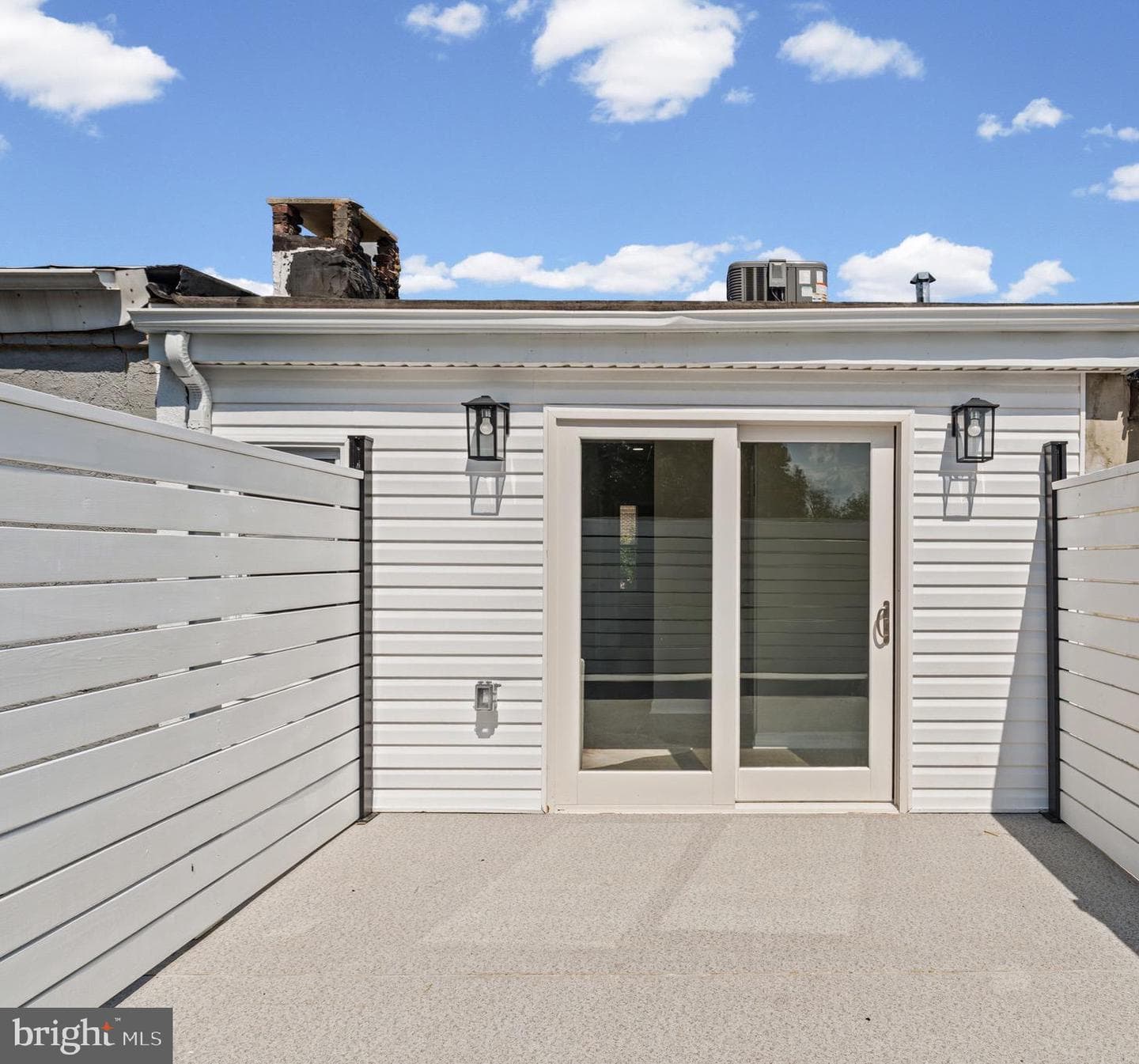 706 N Arlington Avenue photo 36