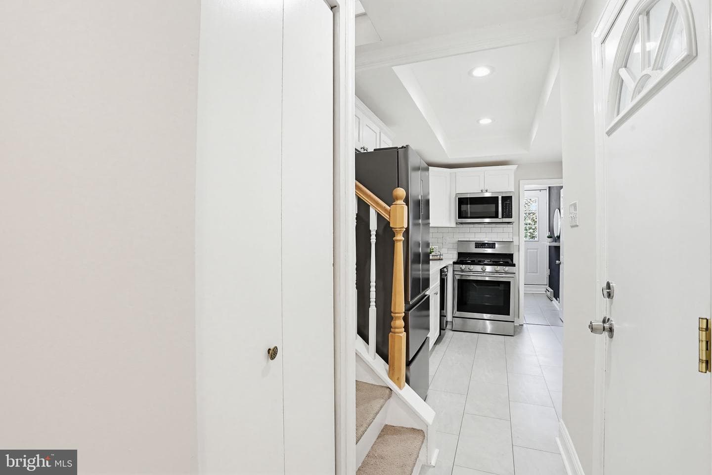 2116 Bank Street photo 13