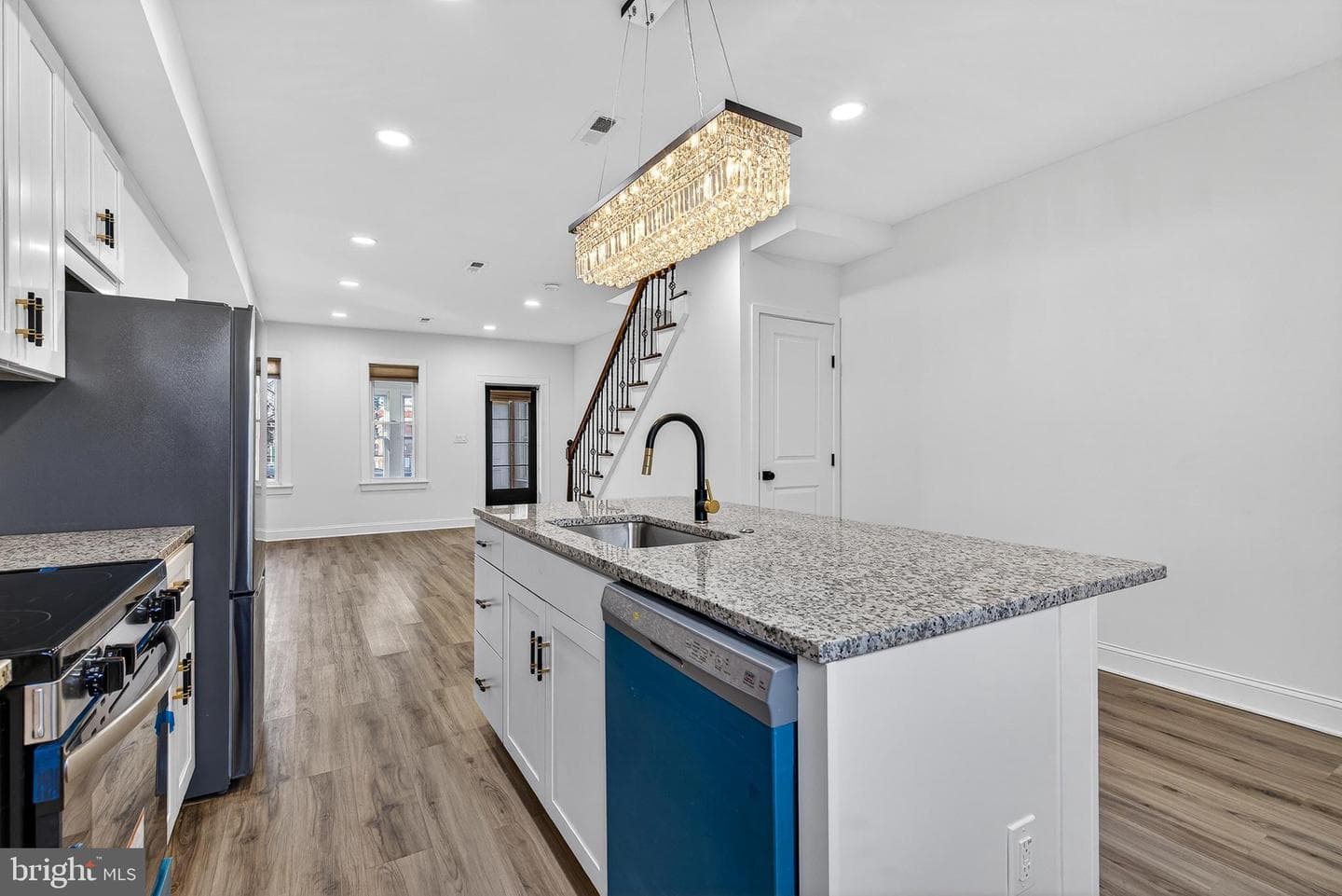 5249 Linden Heights Avenue photo 9