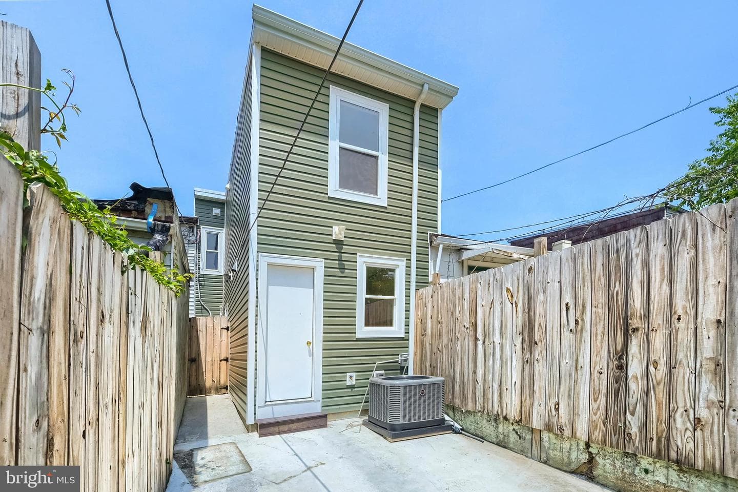 2645 Lehman Street photo 27