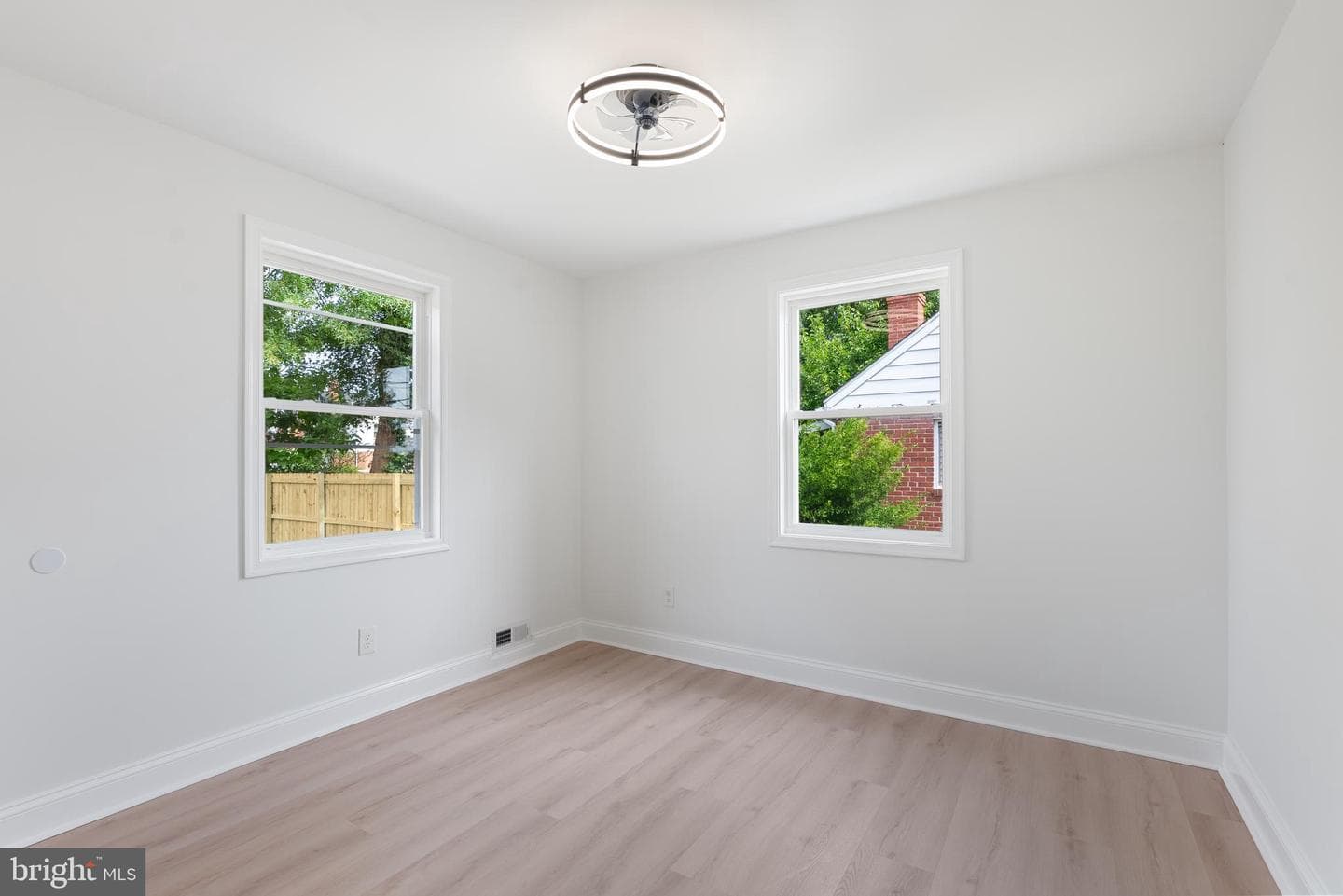 5102 The Alameda photo 11