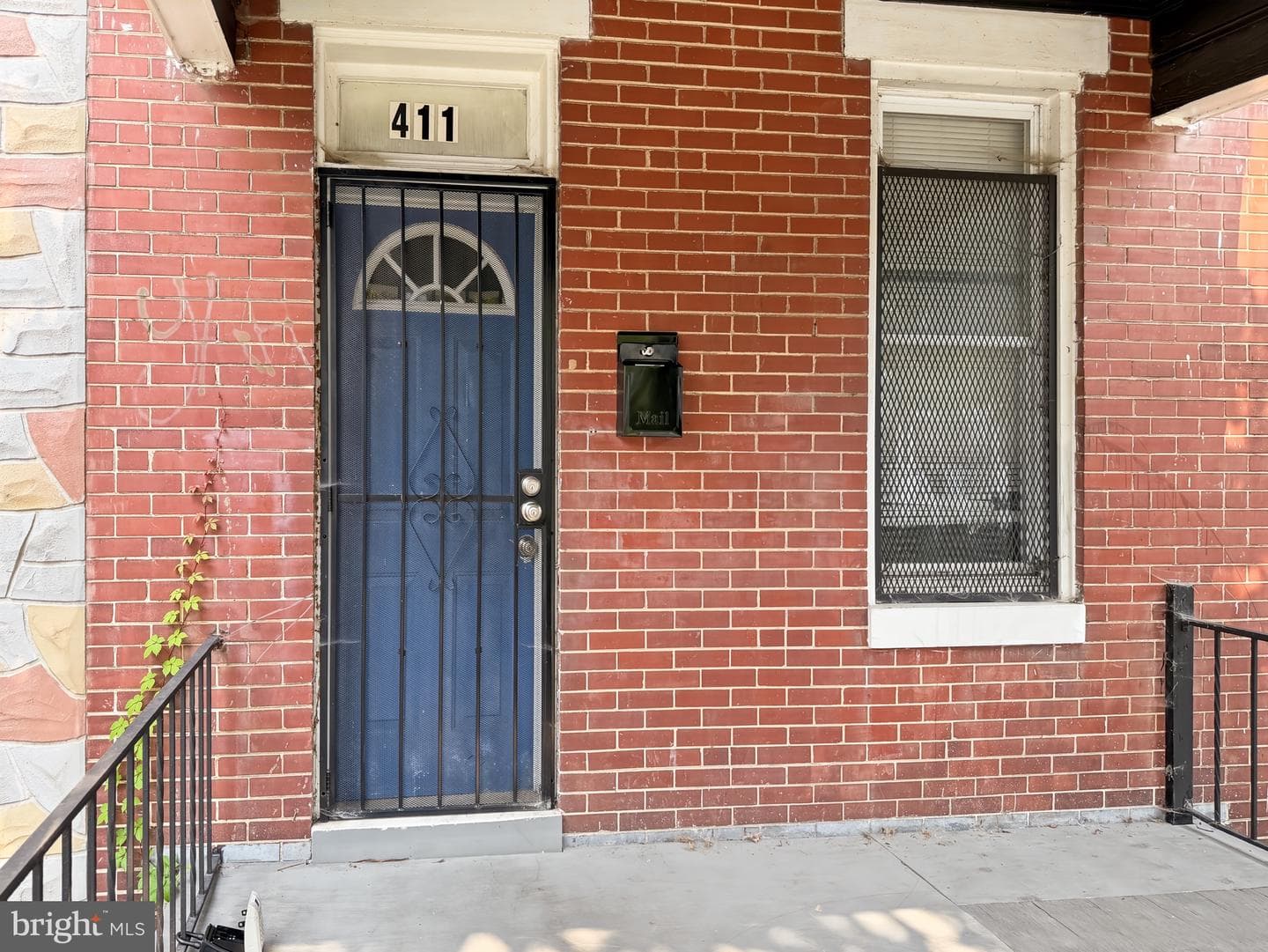 411 N Edgewood Street photo 3