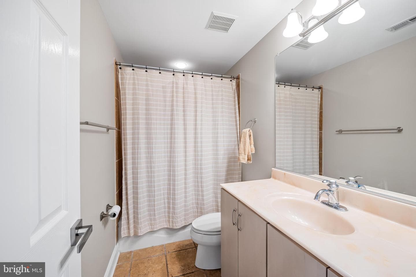 2323 Boston Street #4 photo 8
