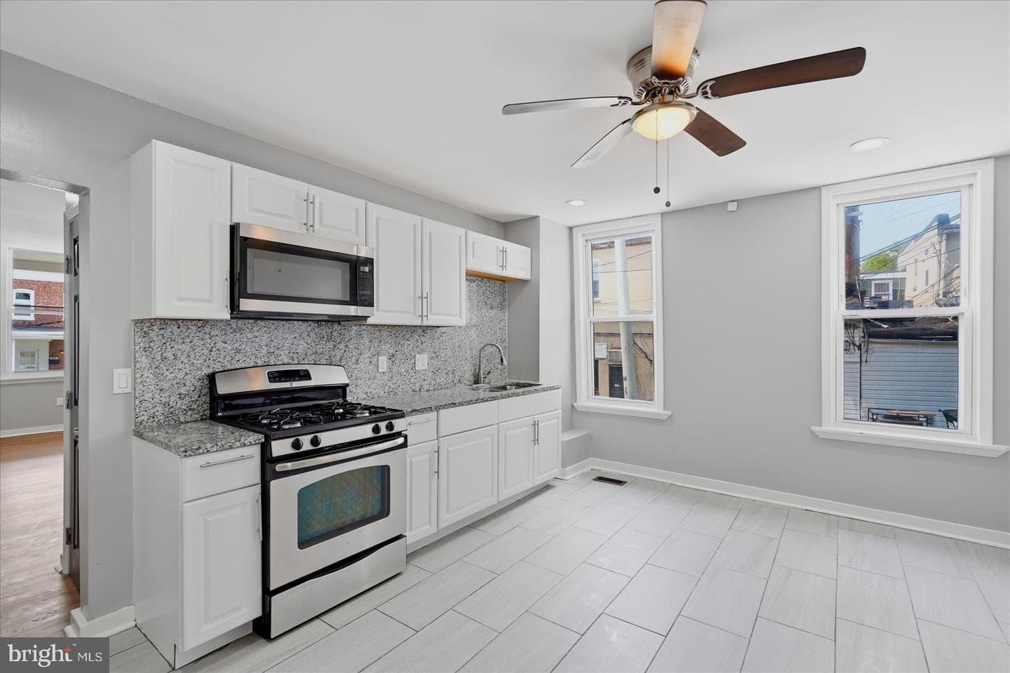 502 Tunbridge Road photo 11