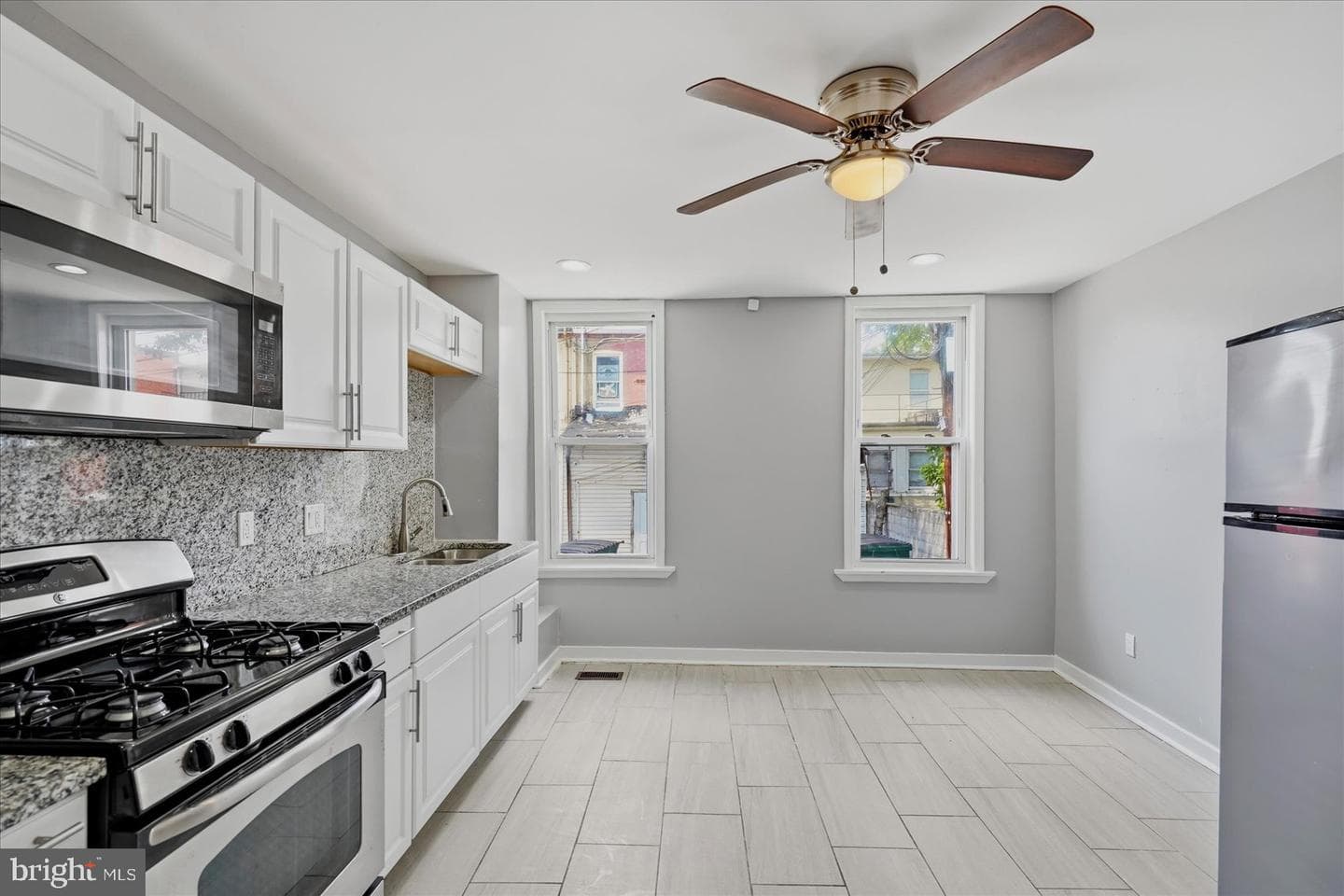 502 Tunbridge Road photo 17