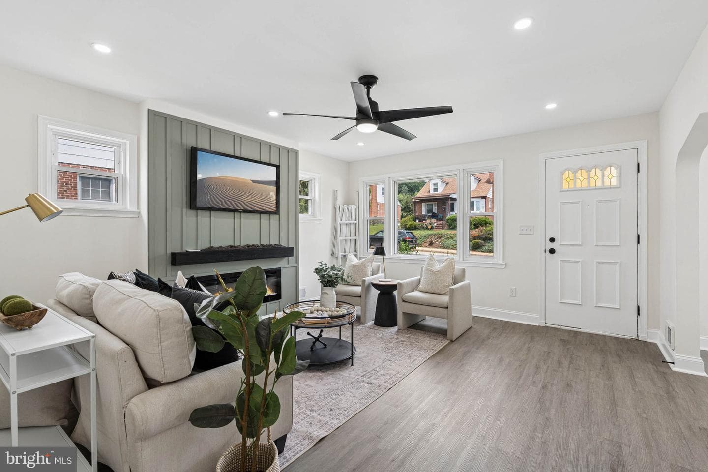 3807 Grenton Avenue photo 8