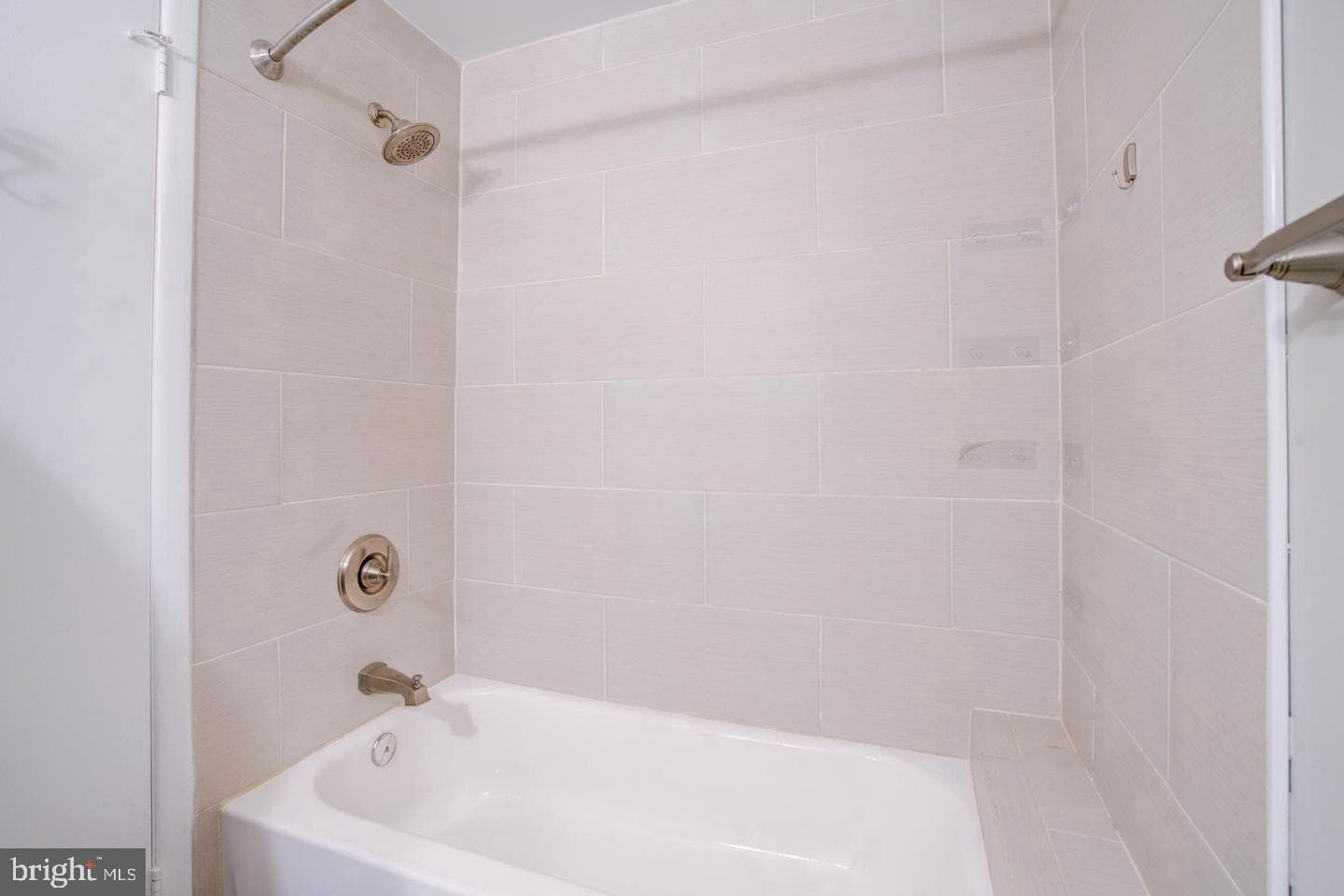 123 W Barre Street #ph-3 photo 10