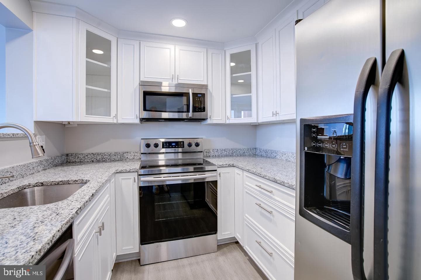 123 W Barre Street #ph-3 photo 6