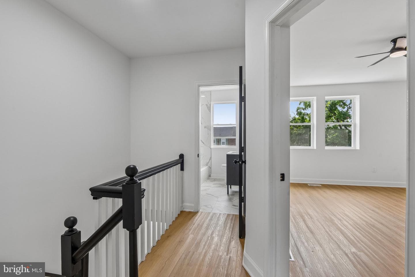 1528 Sheffield Road photo 32