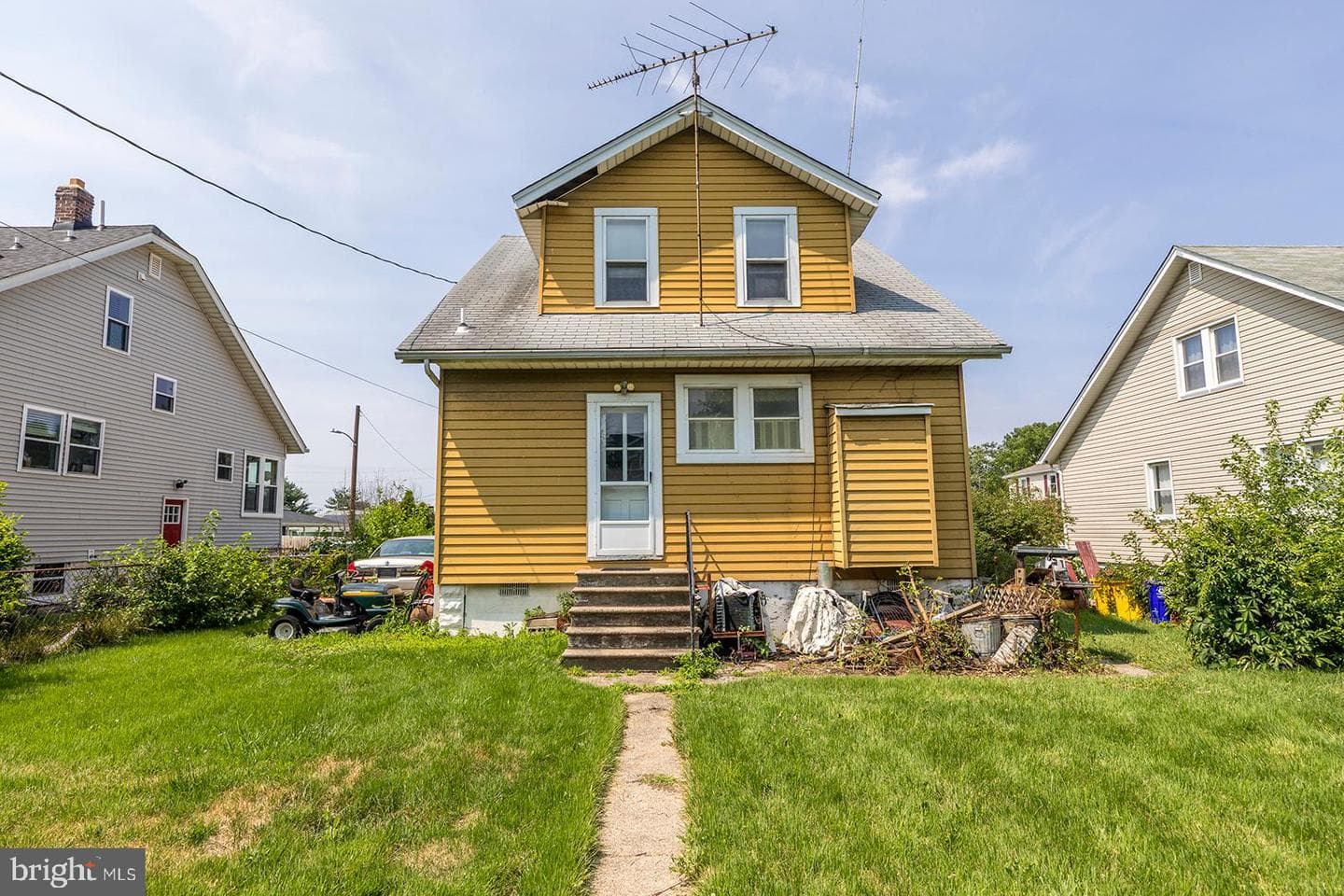 6523 Detroit Avenue photo 32