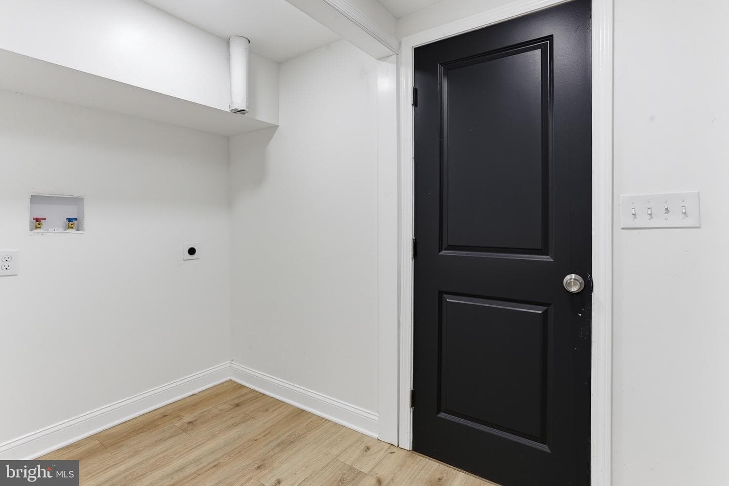 1315 N Broadway photo 32