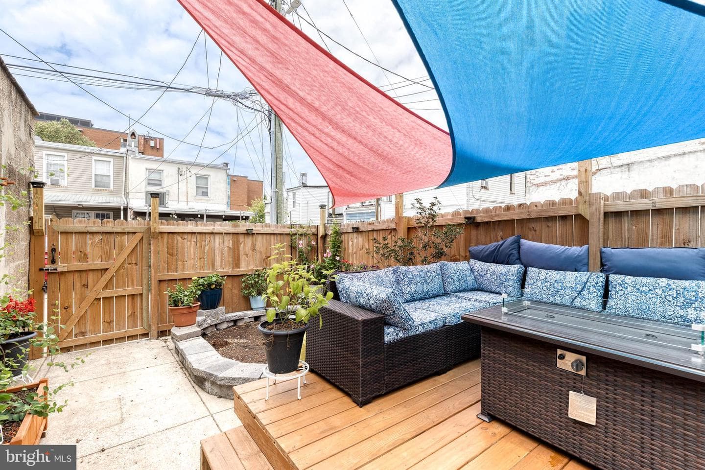 216 S Highland Avenue photo 40