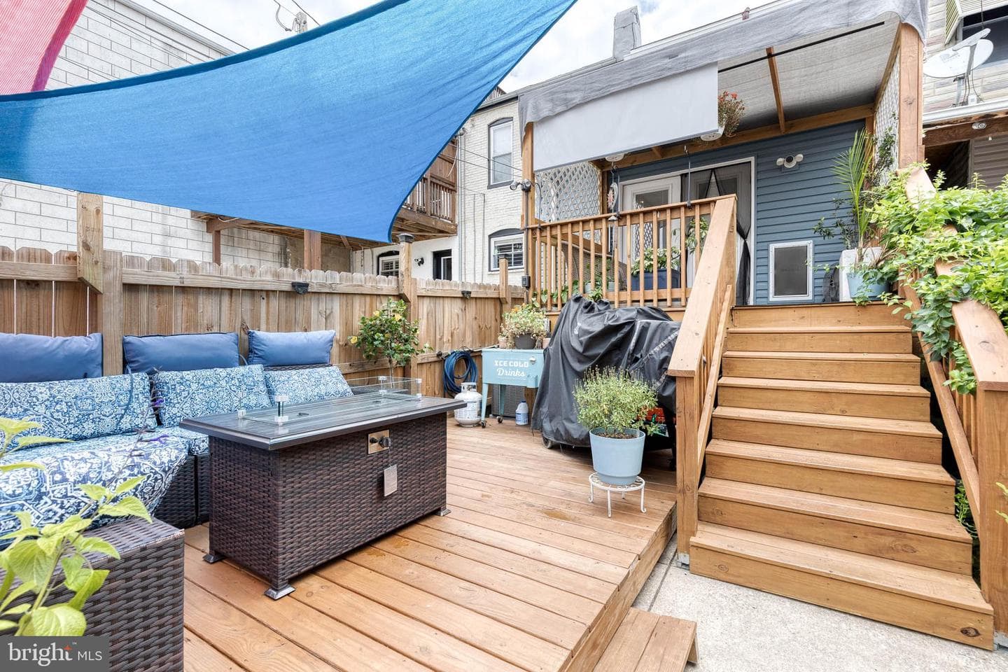 216 S Highland Avenue photo 43