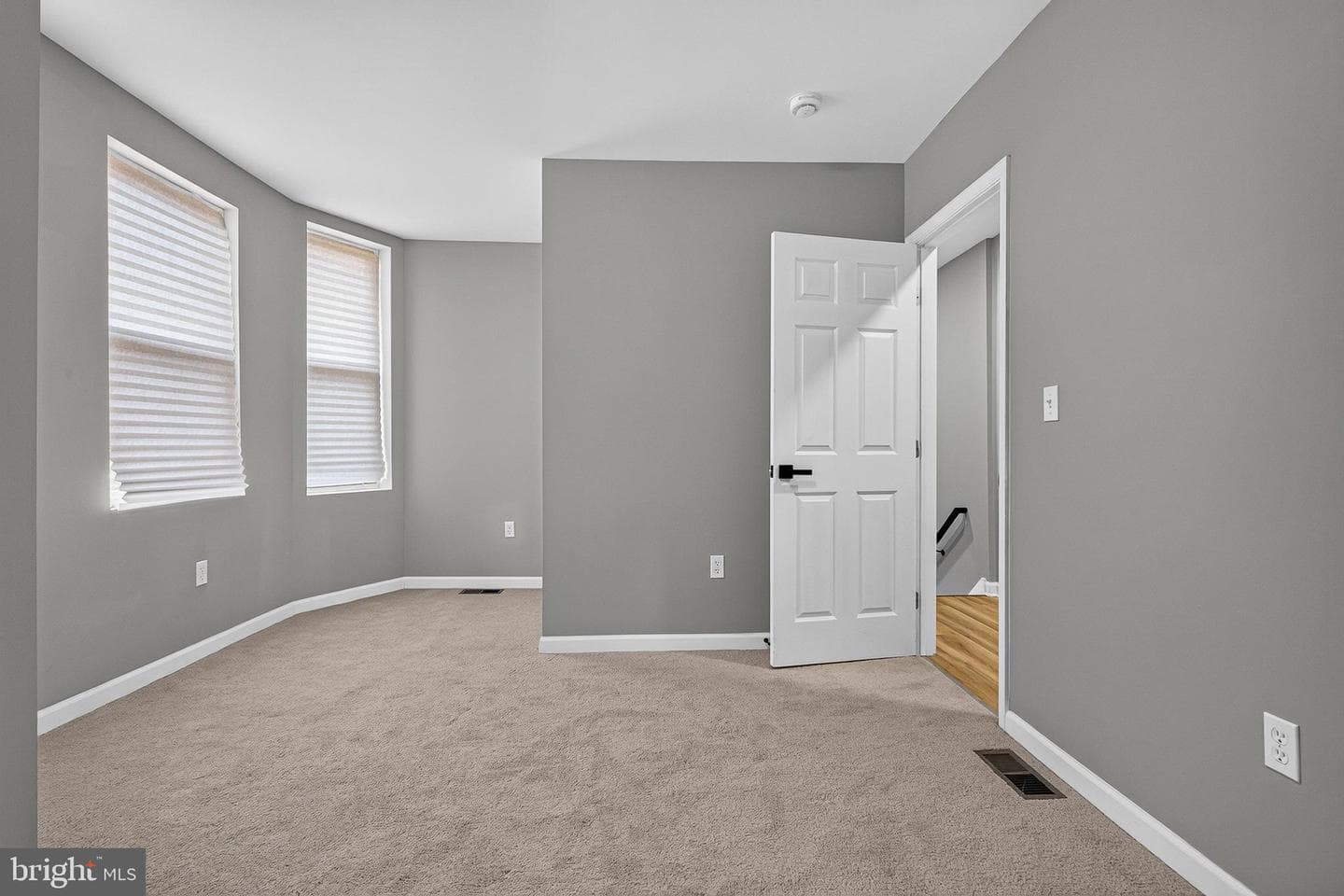 2820 Auchentoroly Terrace photo 15