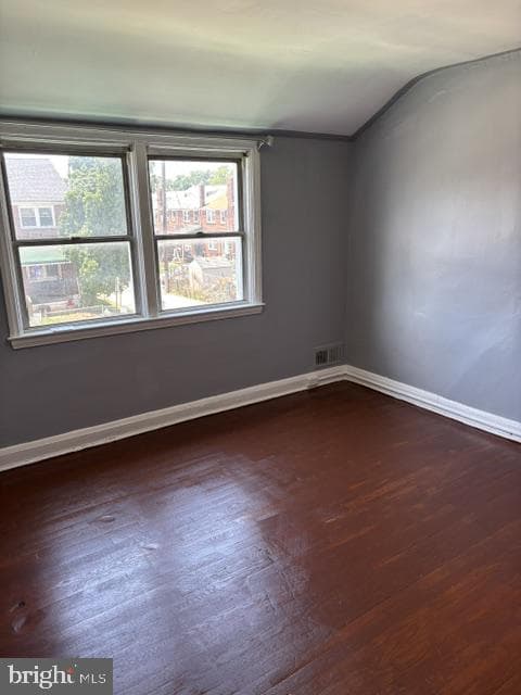 5423 Crismer Avenue photo 3