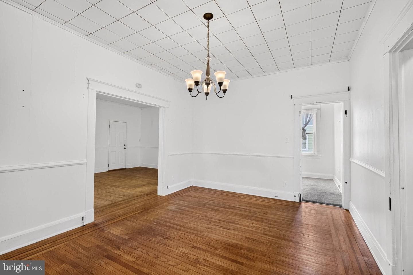 2801 Westfield Avenue photo 10