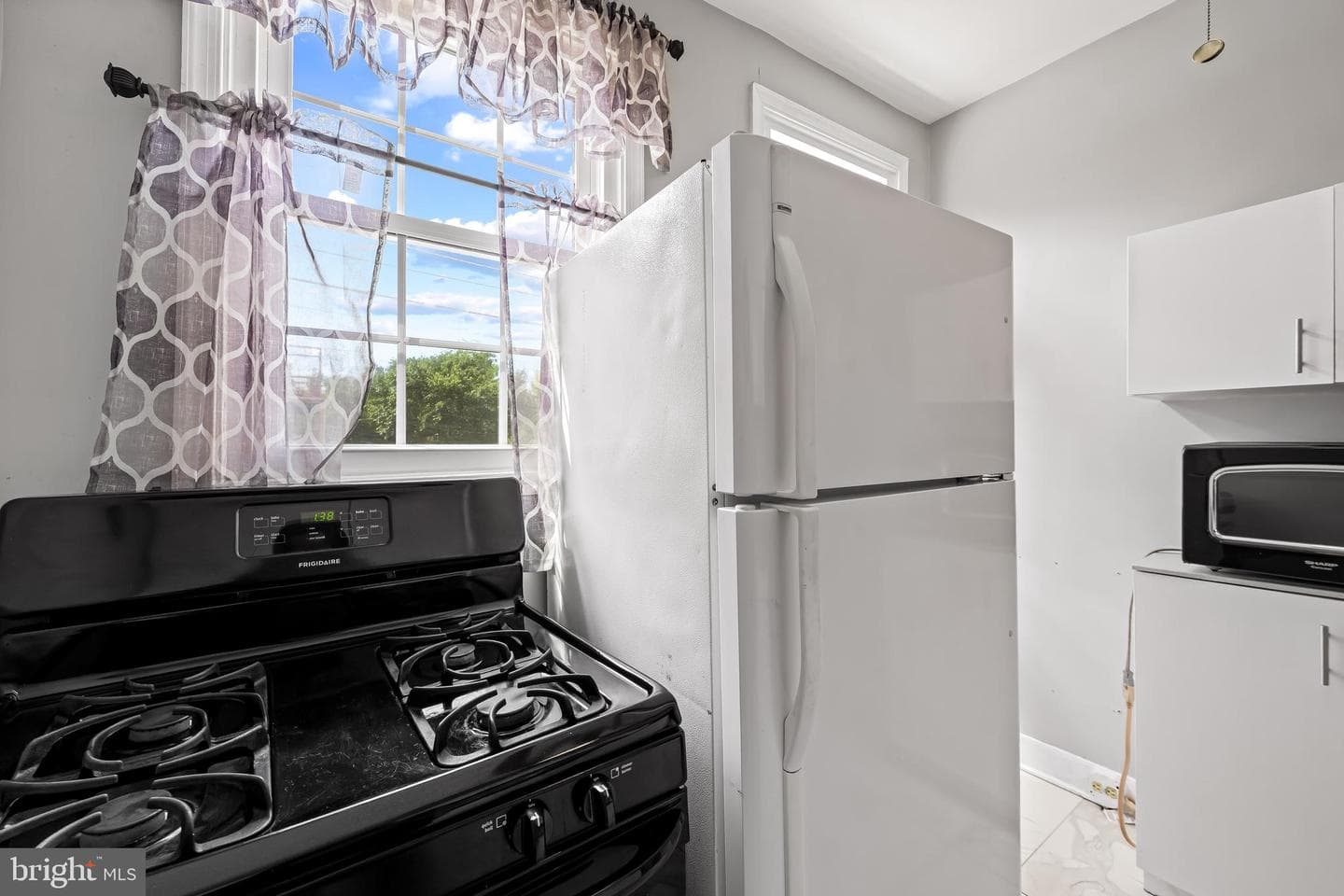 1109 W 40th Street photo 12