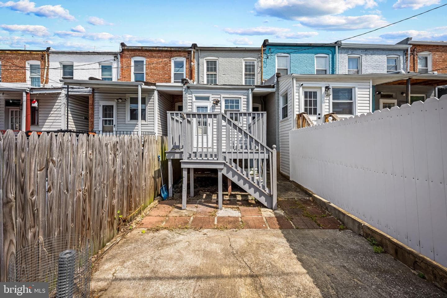 1109 W 40th Street photo 31