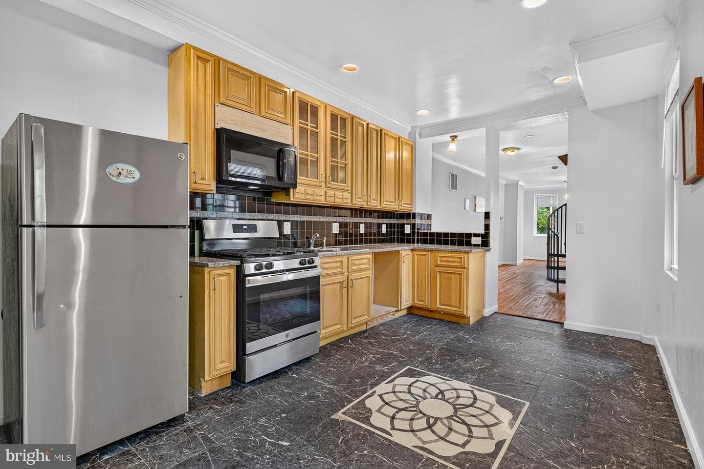 418 N Chester Street photo 11