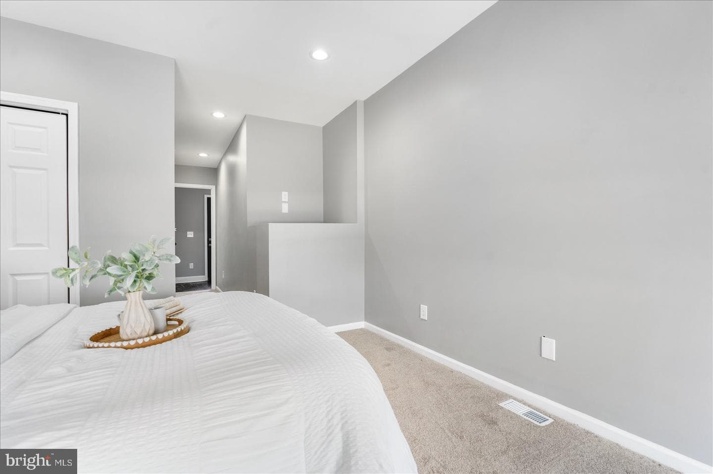 922 N Caroline Street photo 11