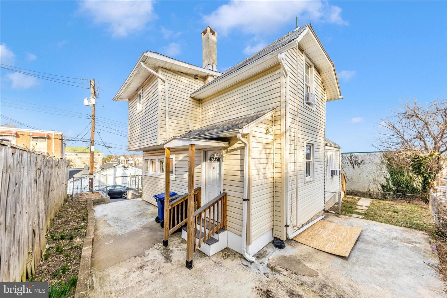 2905 Goodwood Road photo 3