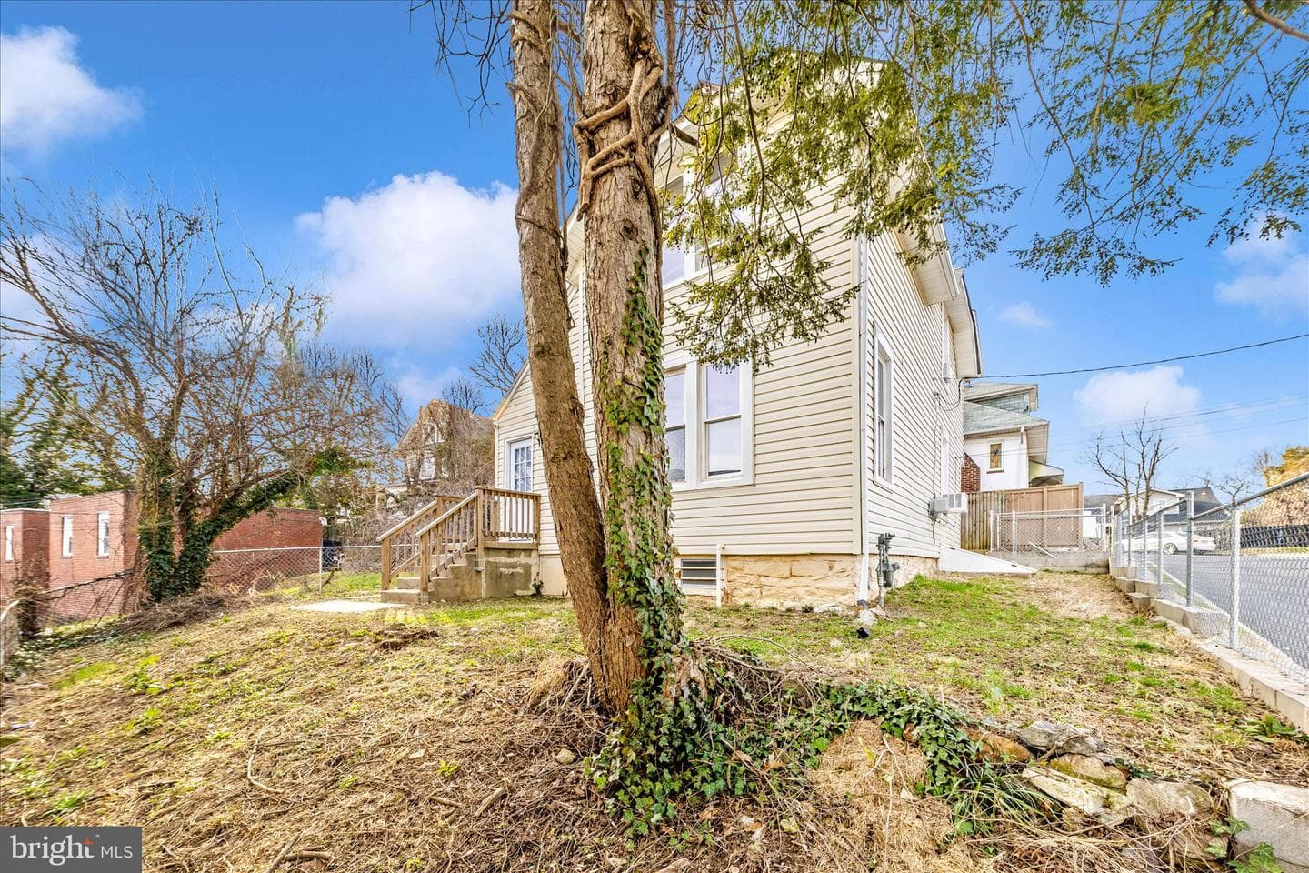 2905 Goodwood Road photo 37