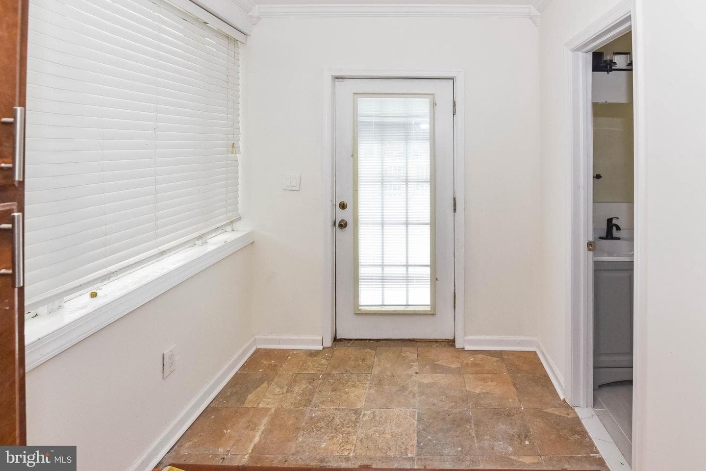 5304 Merceron Avenue photo 10
