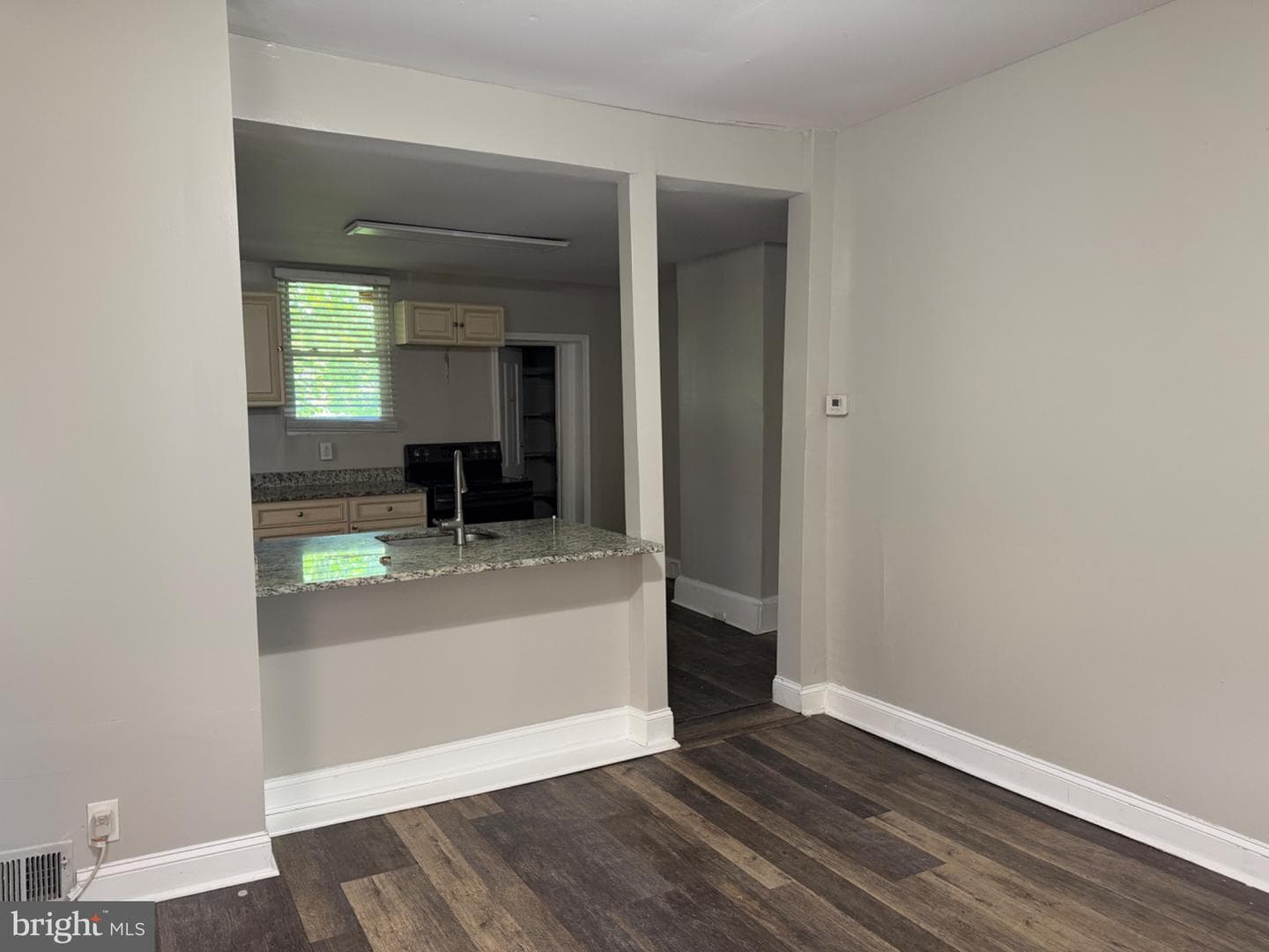 604 McCabe Avenue photo 4