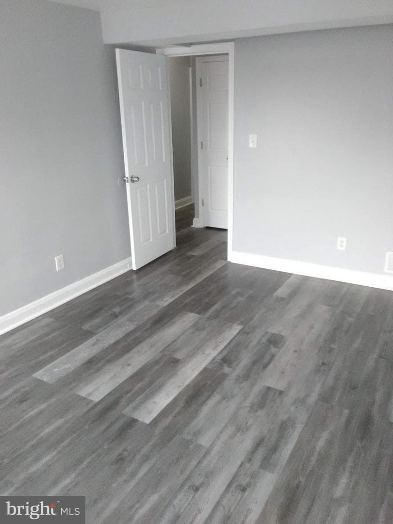 3308 Avondale Avenue photo 8