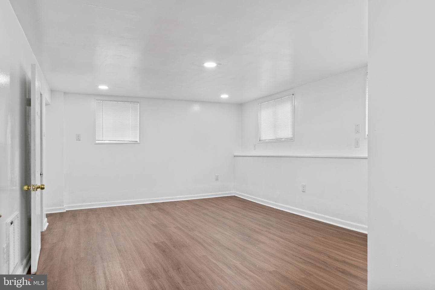 6200 Collinsway Road photo 43