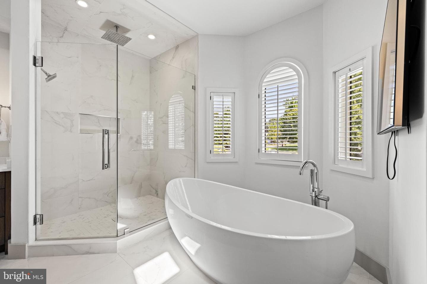 18 Hambleton Court photo 38