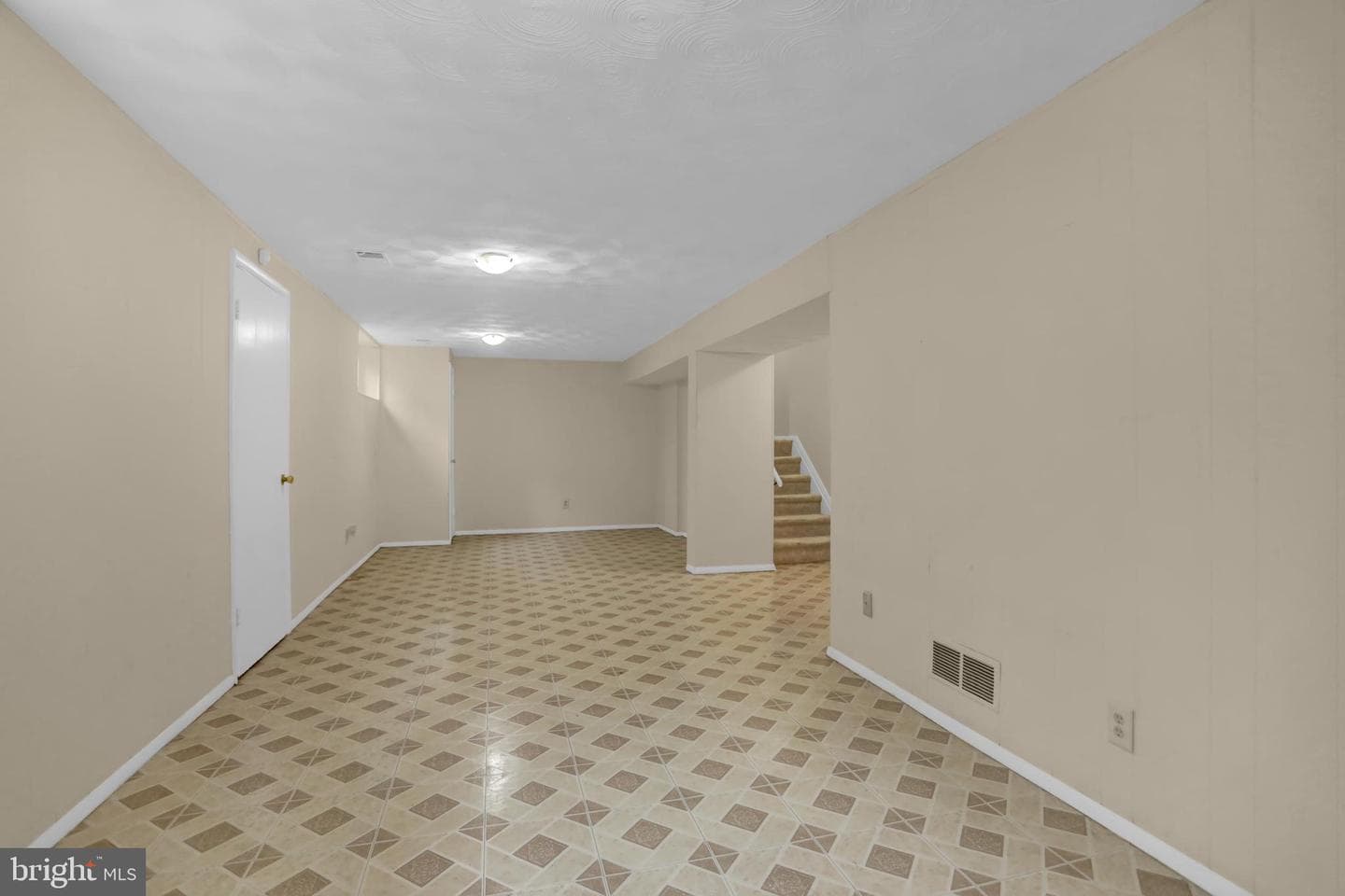 4264 Cayuga Road photo 45