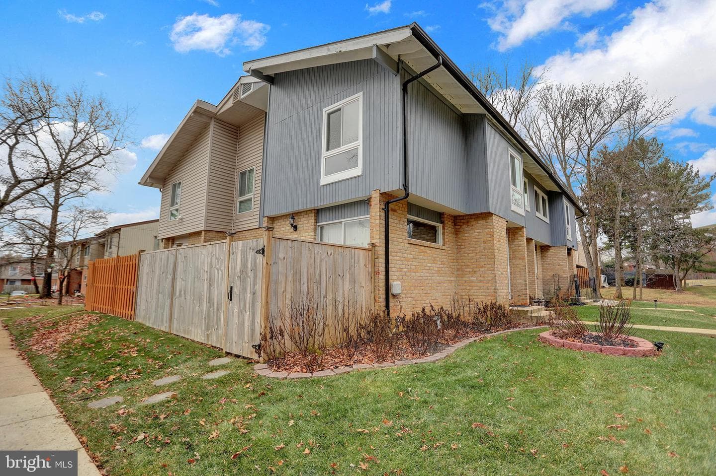 4264 Cayuga Road photo 54