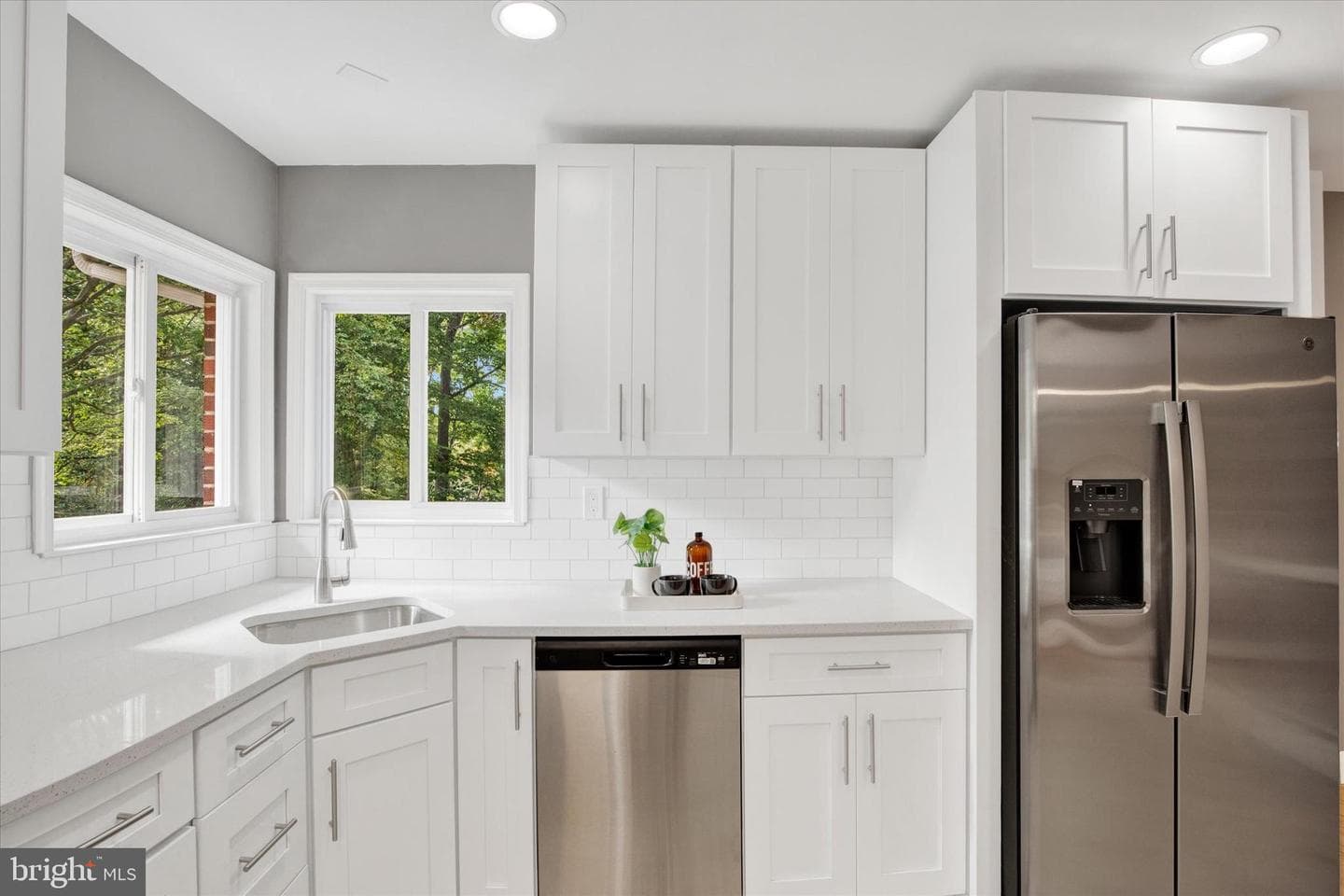 7 Bangert Avenue photo 14