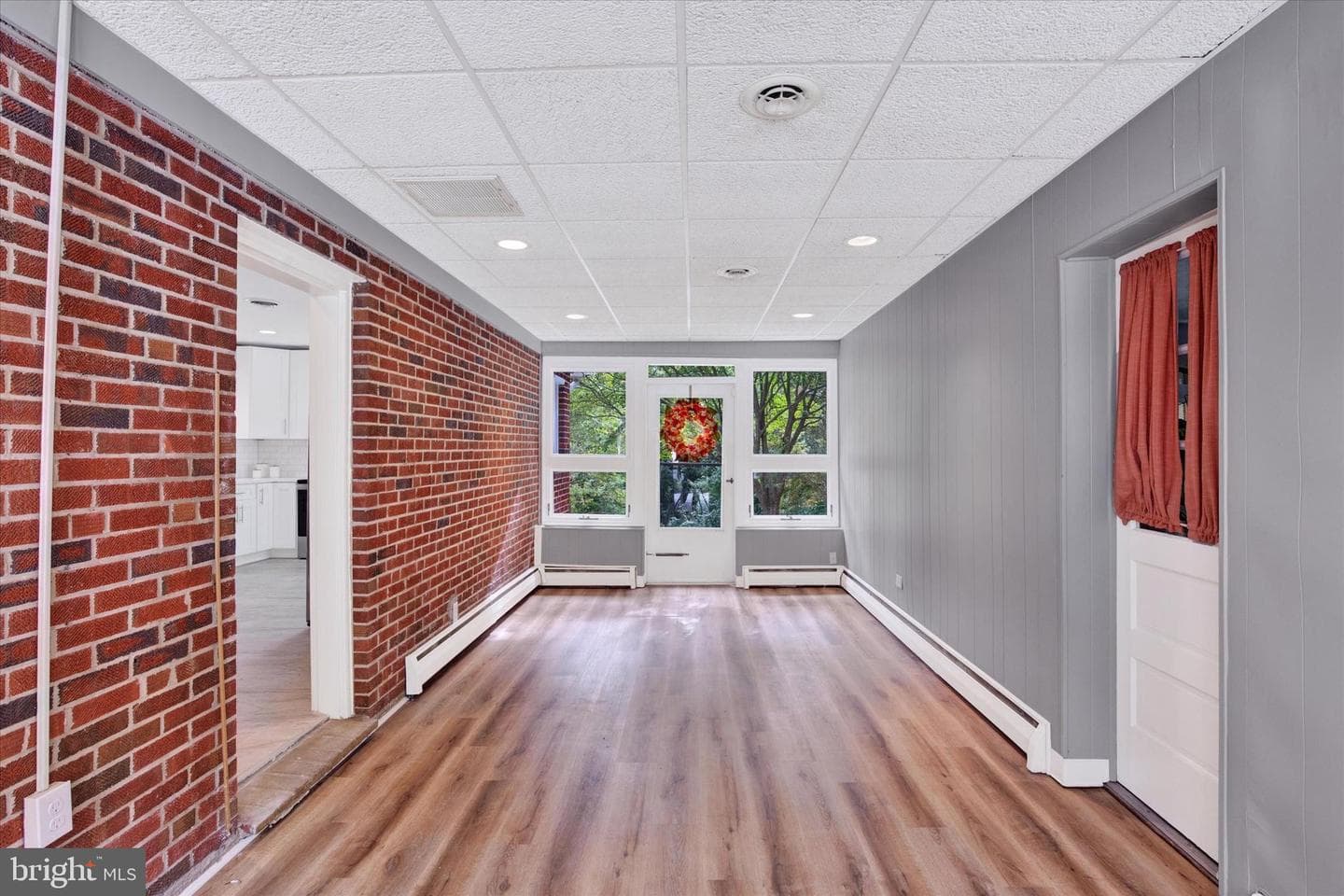 7 Bangert Avenue photo 3