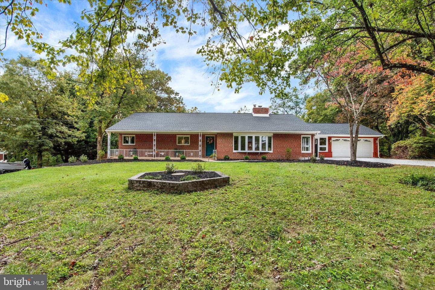 7 Bangert Avenue photo 43