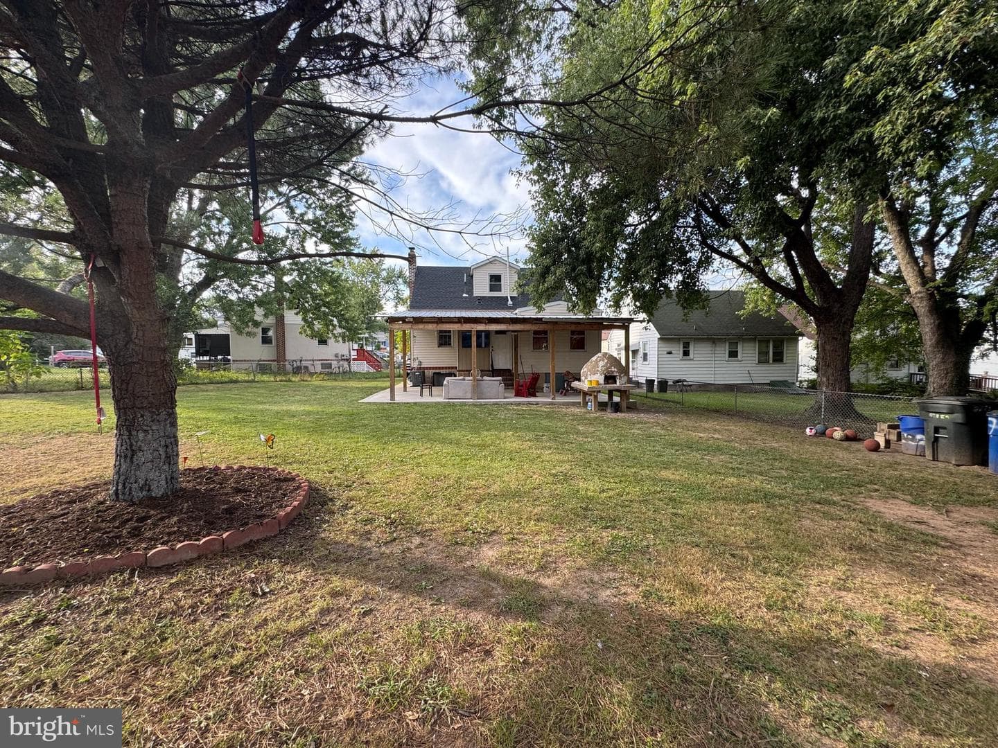 1722 Hall Avenue photo 23