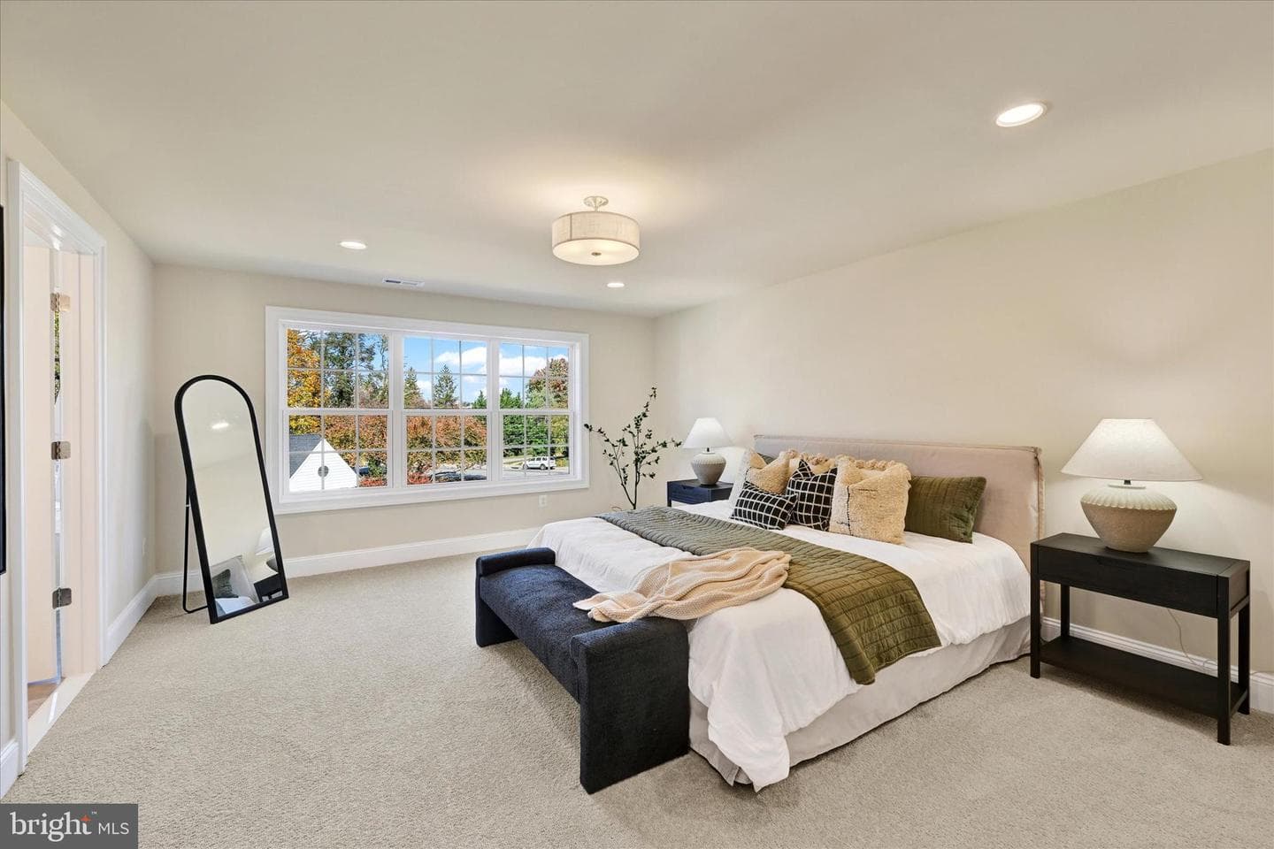 102 Villabrook Way photo 37