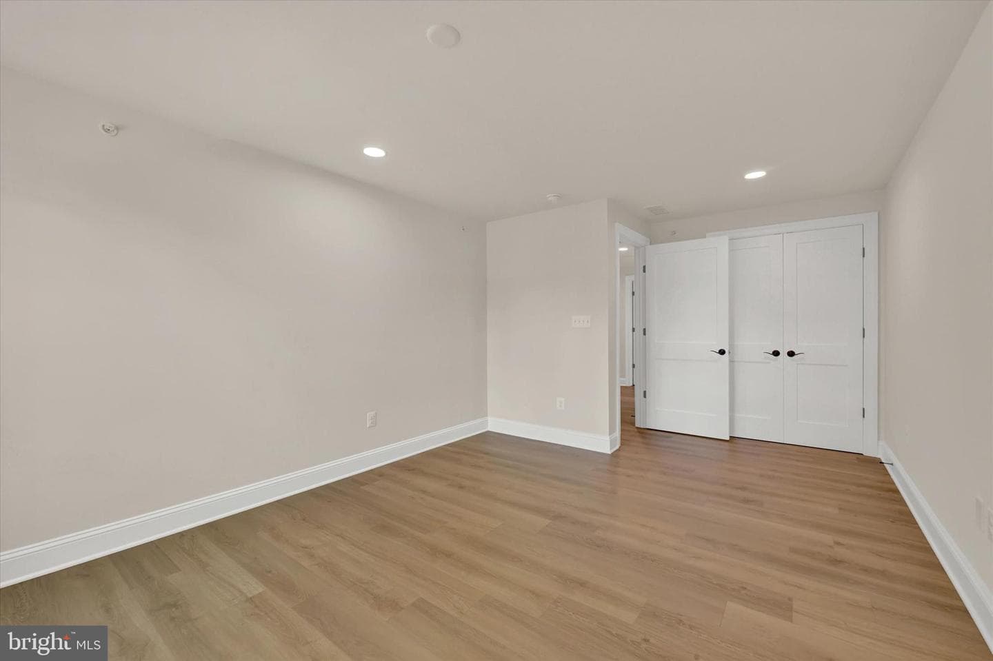 100 Villabrook Way photo 36