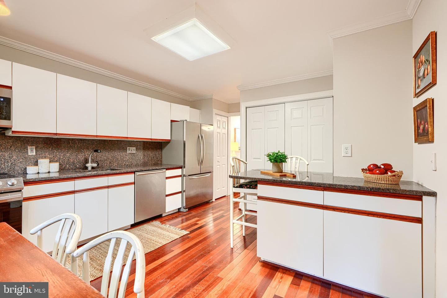 8223 Ruxton Crossing Court photo 18