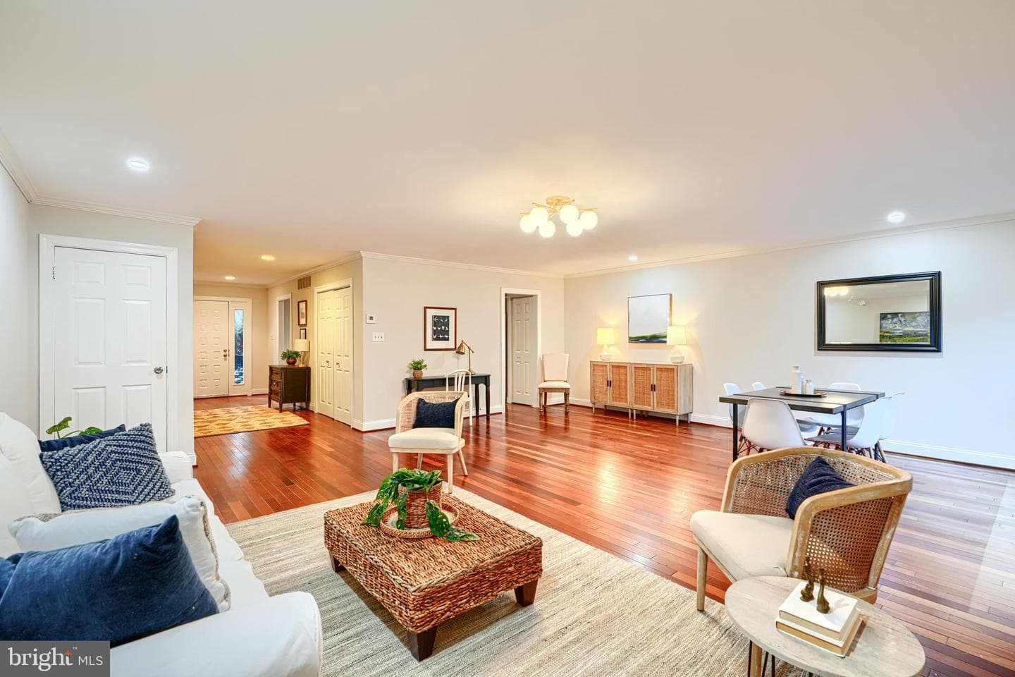8223 Ruxton Crossing Court photo 7