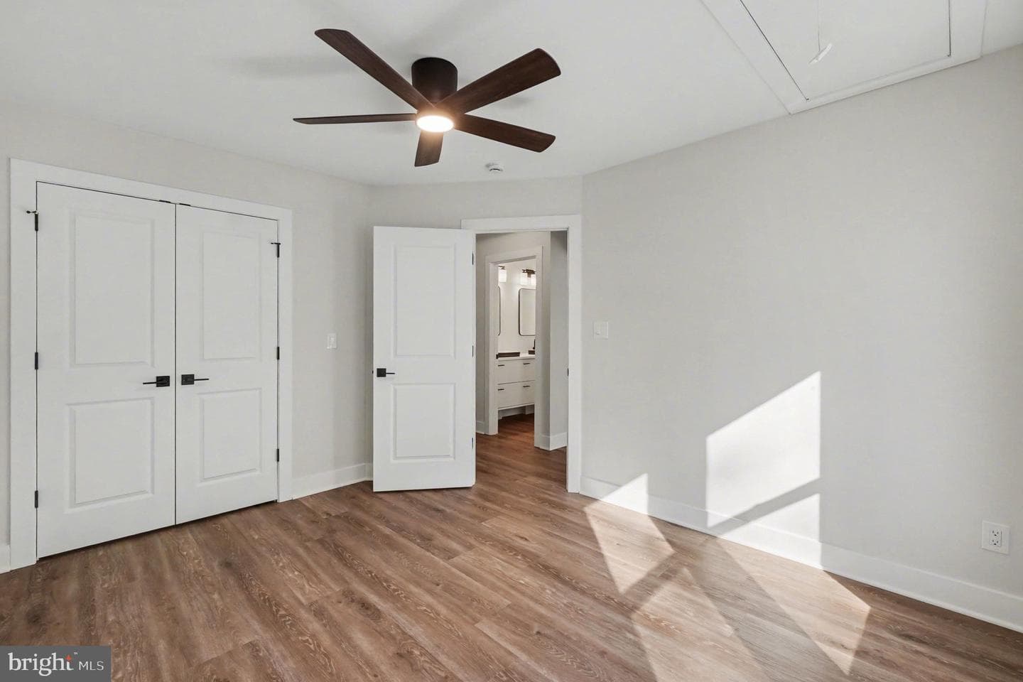 9108 Hinton Avenue photo 45