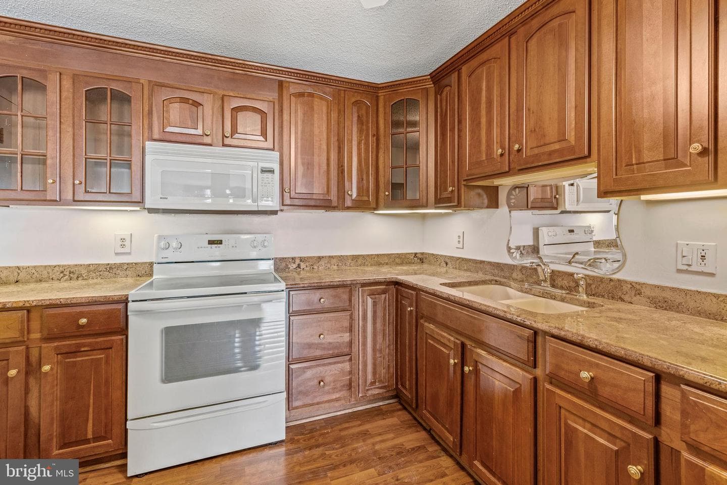 205 E Joppa Road #1606 photo 24