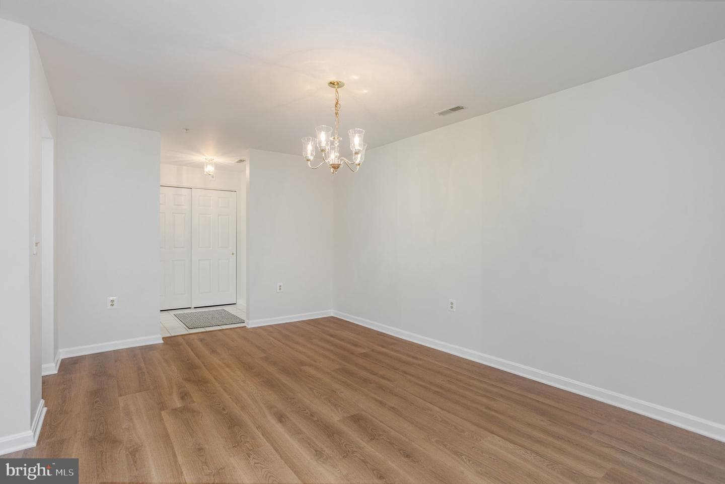 3901 Darleigh #c photo 5