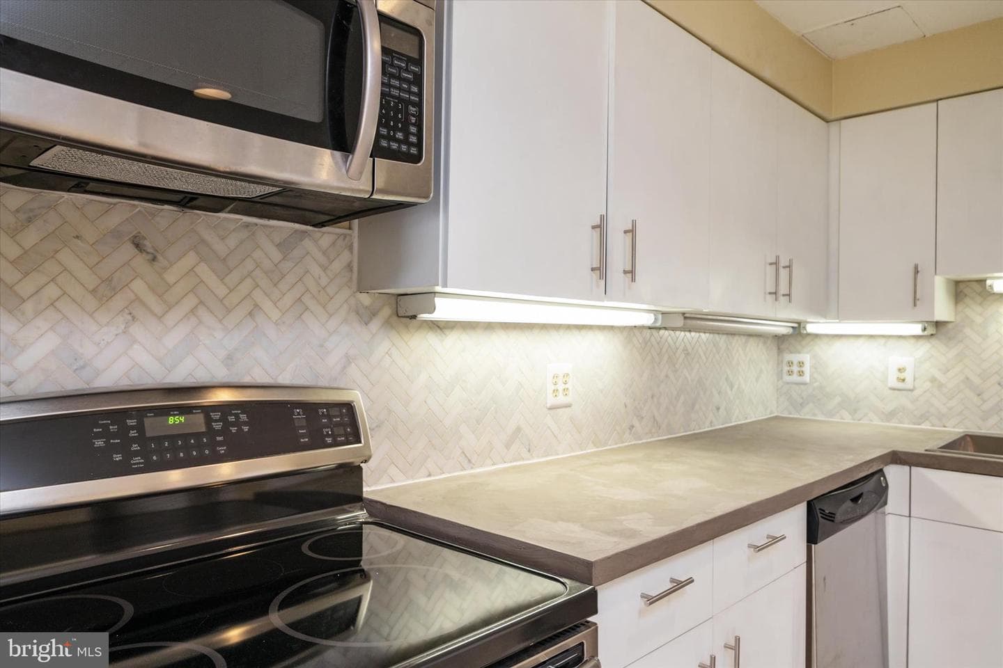 28 Allegheny Avenue #2710 photo 11