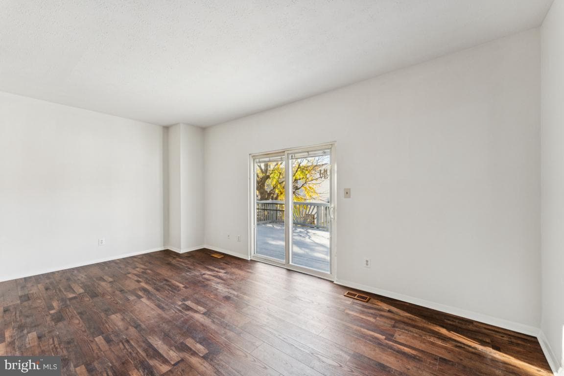 32 Stoneway Place photo 4
