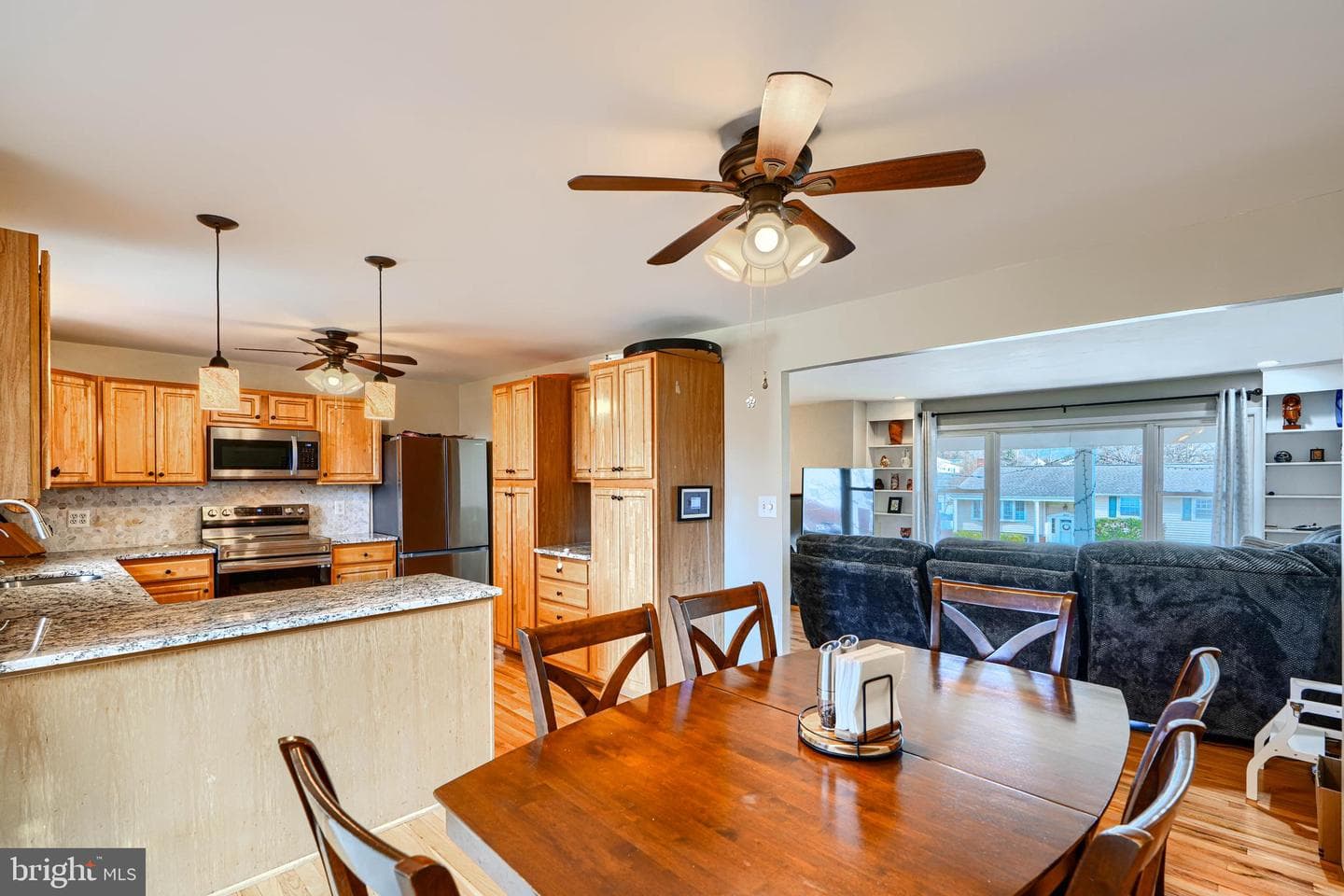 2110 Folkstone Road photo 3